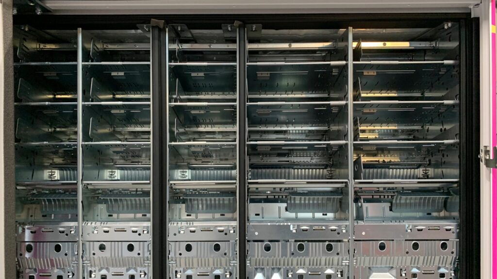 自販機の庫内